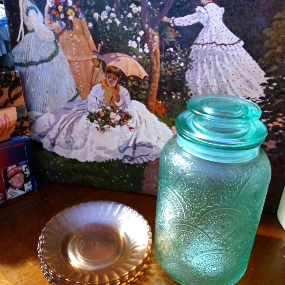 5 Vintage Fortecrisa pink glass saucers set. &Adeline Blue Cookie Jar,Nice 🎻🎁